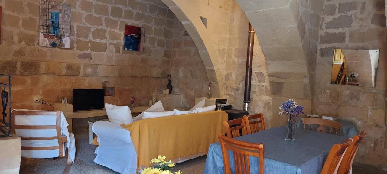 Haven Farmhouse B&B Għarb Exterior foto