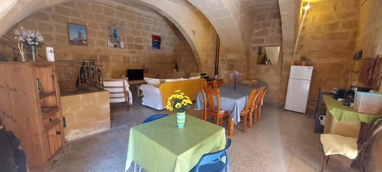 Haven Farmhouse B&B Għarb Exterior foto