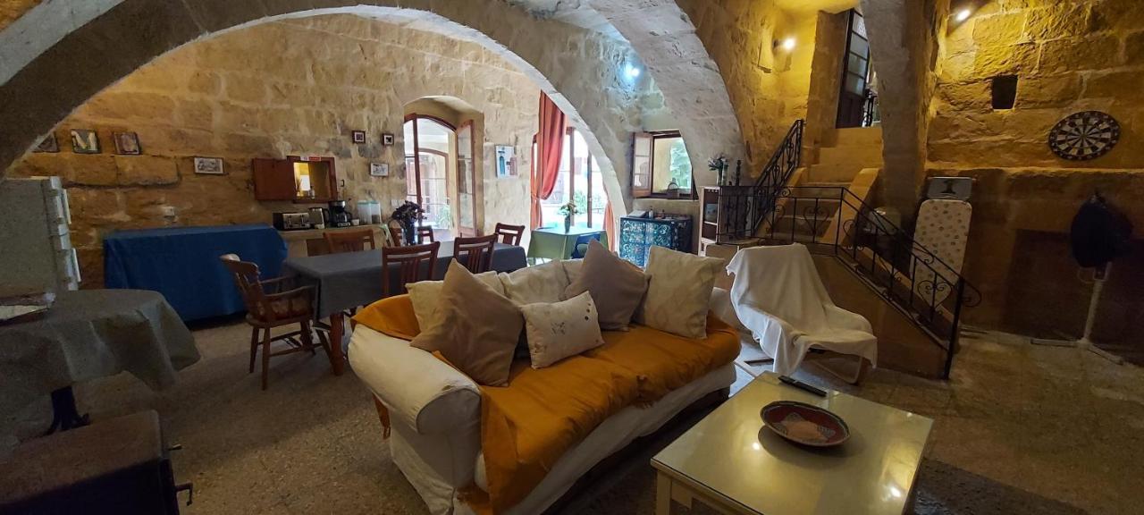 Haven Farmhouse B&B Għarb Exterior foto